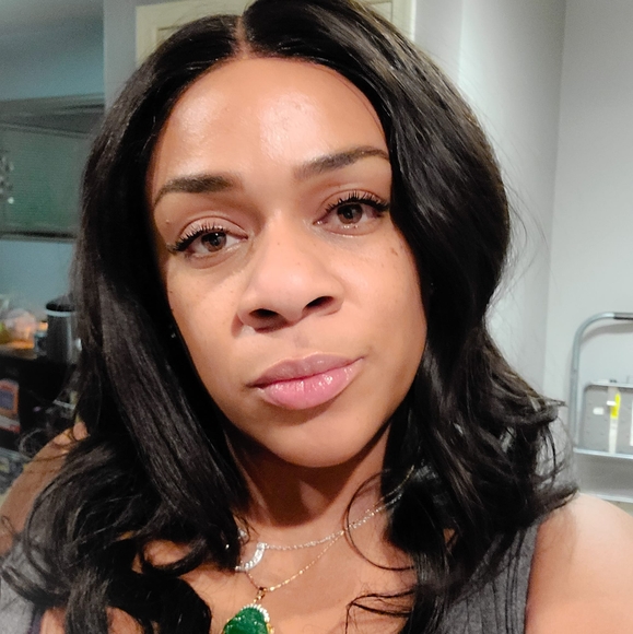 Meet your Posher, Tanisha - Picture 1 of 1